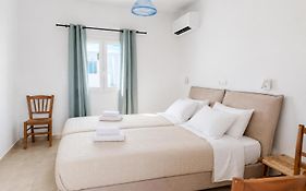 Argo Rooms Antiparos